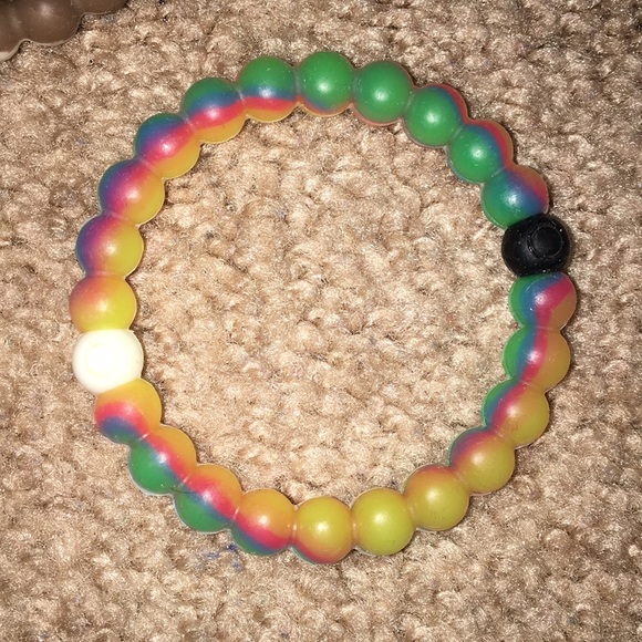 2 Lokais GETTING RID OF - Picture 3 of 3